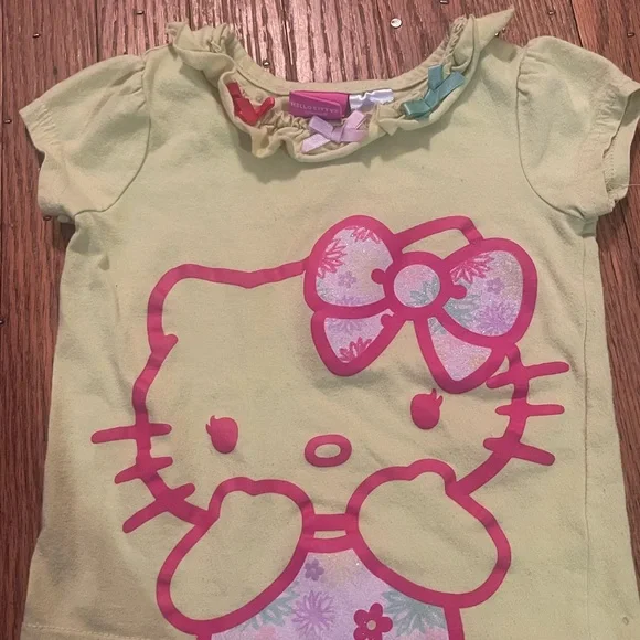 Hello Kitty Girls Yellow/Green Shirt 24 Months - Picture 2 of 8